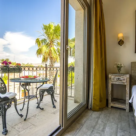 De Gold (adults Only) Oda ve Kahvaltı 2*