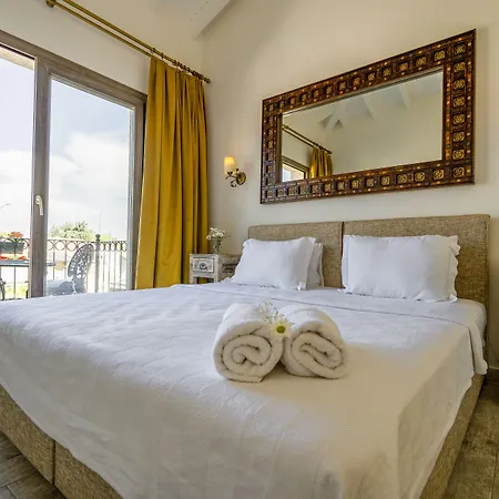 De Gold (adults Only) Couette-café Alaçatı