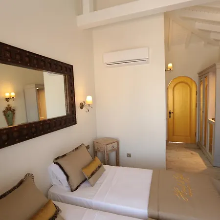 De Gold (adults Only) Couette-café Alaçatı