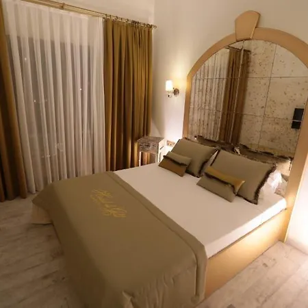 De Gold (adults Only) 2*