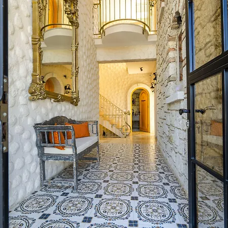 De Gold (adults Only) 2*