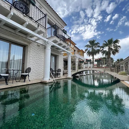 De Gold (adults Only) 住宿加早餐酒店 2*