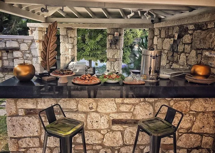 De Gold (adults Only)